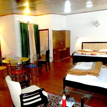 Goroomgo Moon Nainital Near Naini Lake - Parking & Lift Facilities -Hygiene And Spacious Room - Best Seller Exterior photo